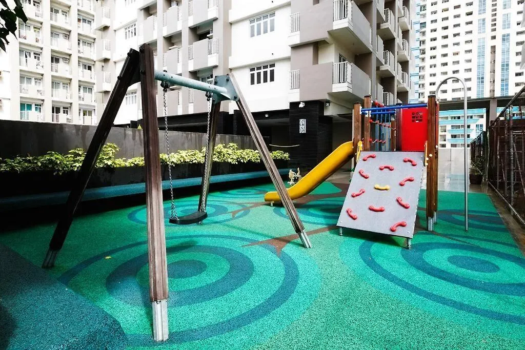 Flat Aria: Cozy 1-Br W/ Balcony Lägenhet Manila